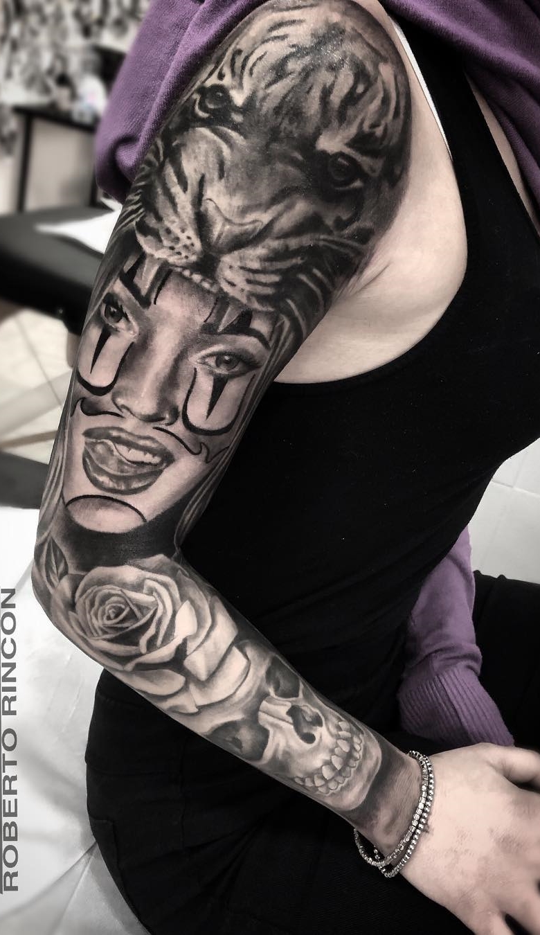 Tatuagem-de-braço-fechado-feminina-2 