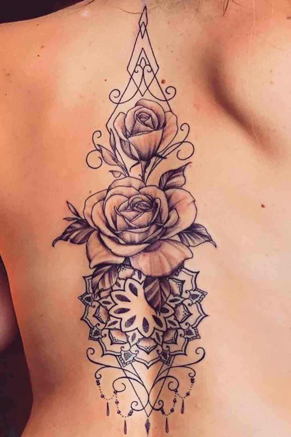 tatuagens-femininas-nas-costas-1-1 