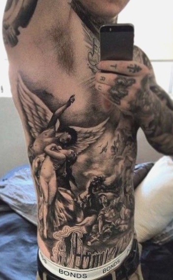 Tatuagem-masculina-na-costela-1 