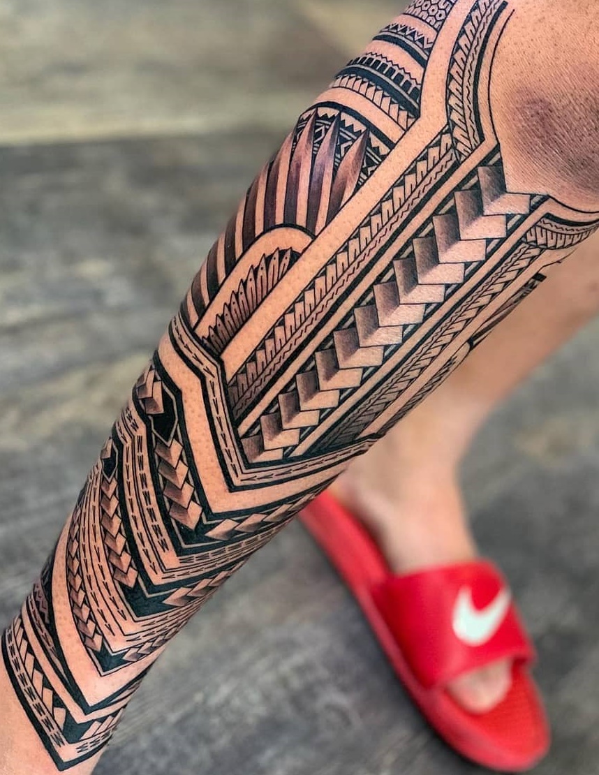 Tatuagem-masculina-na-perna-7 
