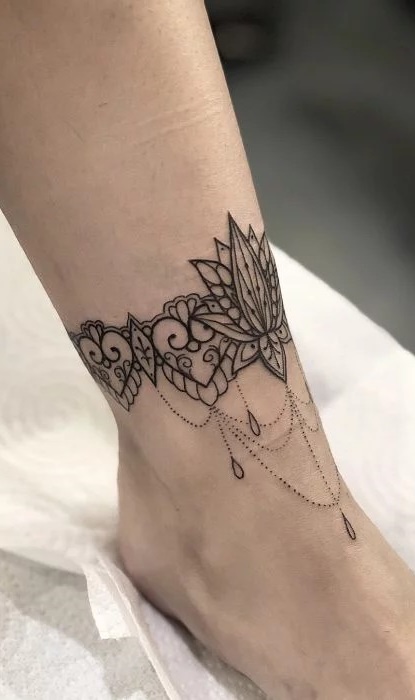 tatuagem-feminina-no-tornozelo-22 
