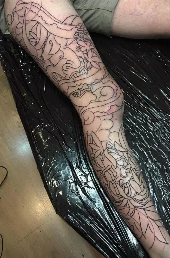 Tatuagem-masculina-na-perna-31 