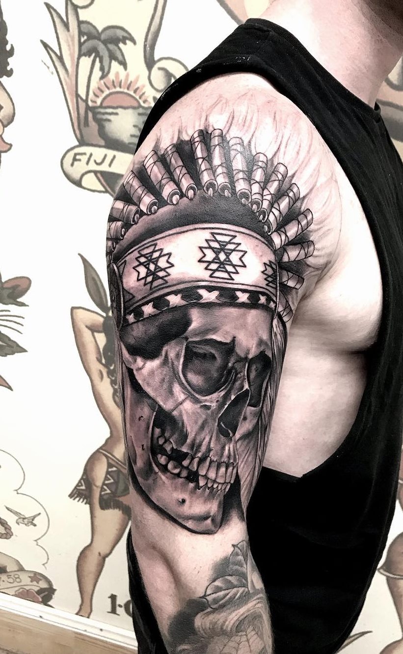 tatuagens-masculina-na-parte-superior-do-braço-19 