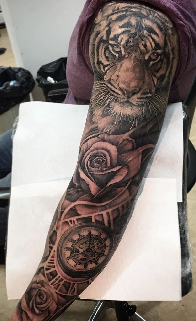 tatuagem-masculina-no-braço-13 