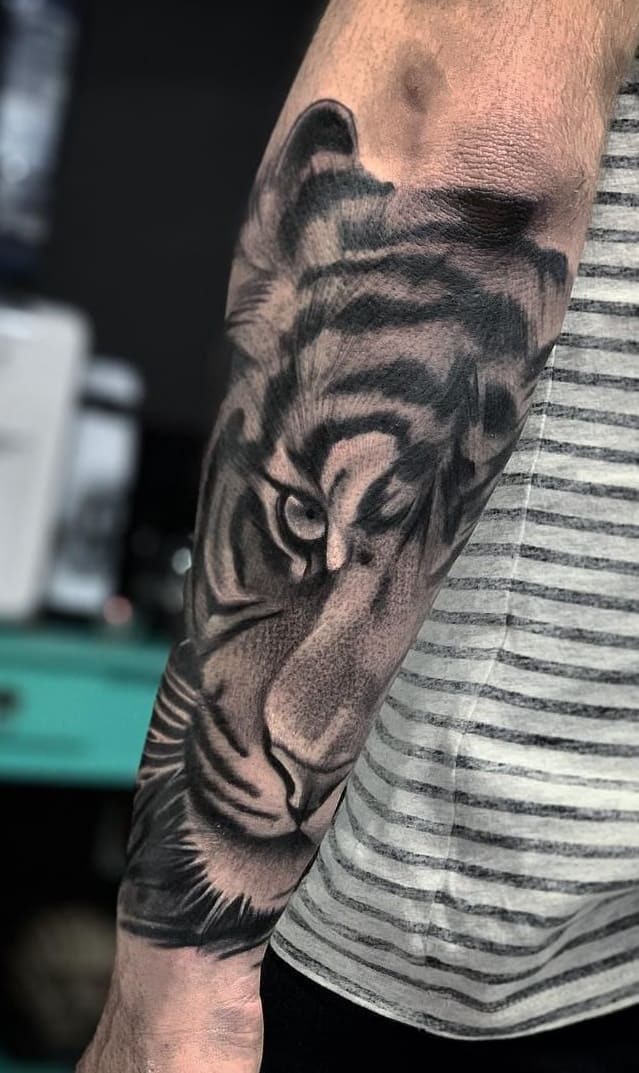 fotos-de-tatuagens-masculinas-de-tigre-15 